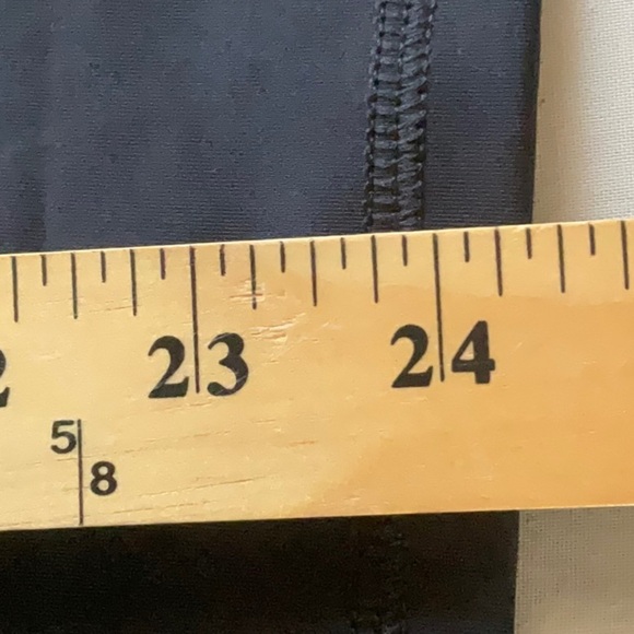 Roxy Whole Hearted Rashguard Women’s Black Surfing Beach UPF 50+ Top Size Medium - Picture 15 of 15